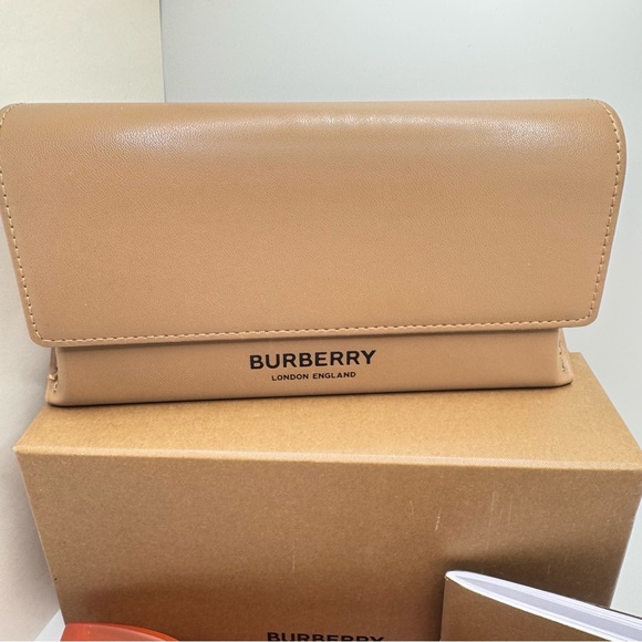 Burberry - translucent Orange frame Sunglasses B4390 - NWT - 47-25-140 - Picture 12 of 16